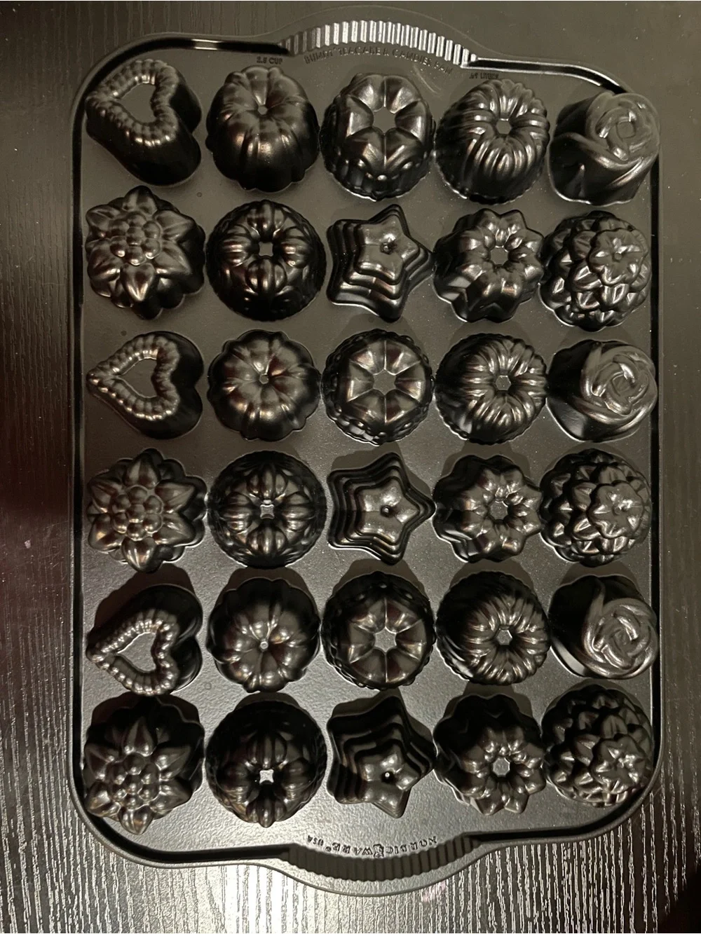 Nordic Ware Black 28-Cavity Mini Bundt & Decorative Cake Pan